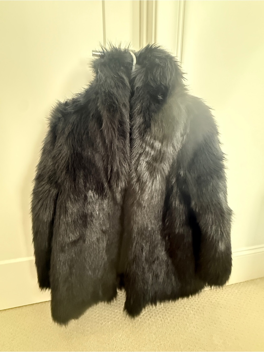 Abercrombie & Fitch black faux-fur coat in size Small